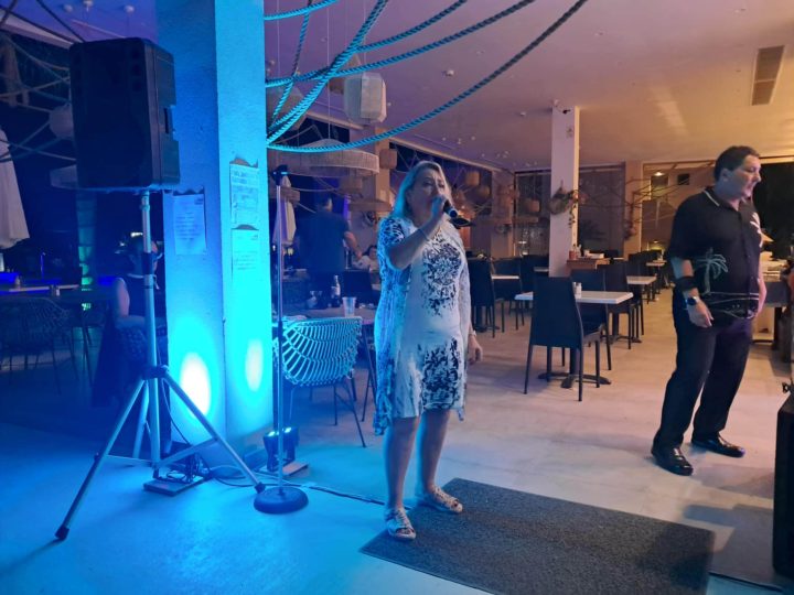 Pete jackson's Music & Karaoke Show